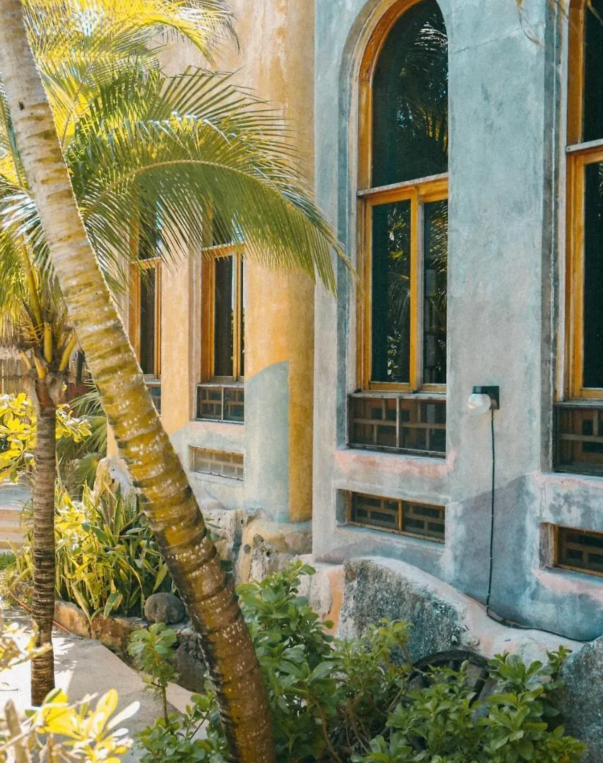 Zamas Hotel Tulum Pueblo 4*,